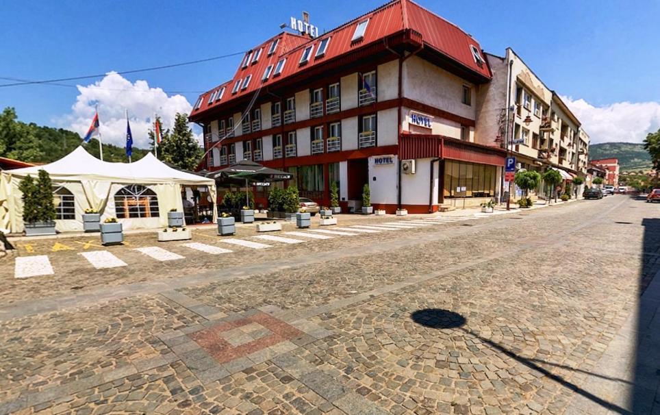 Hotel Sax Balkan 디미트로프그라드 외부 사진