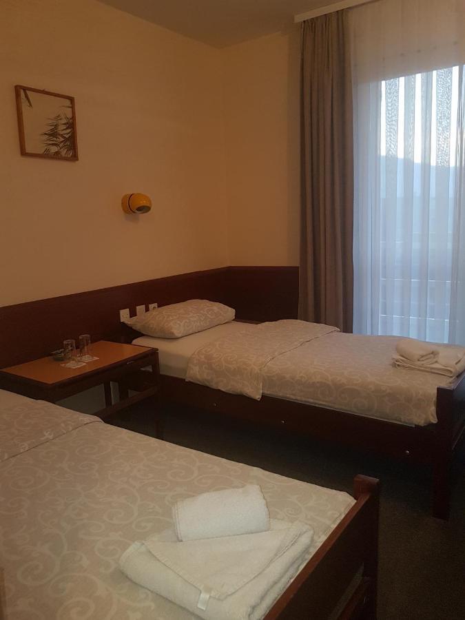 Hotel Sax Balkan 디미트로프그라드 외부 사진