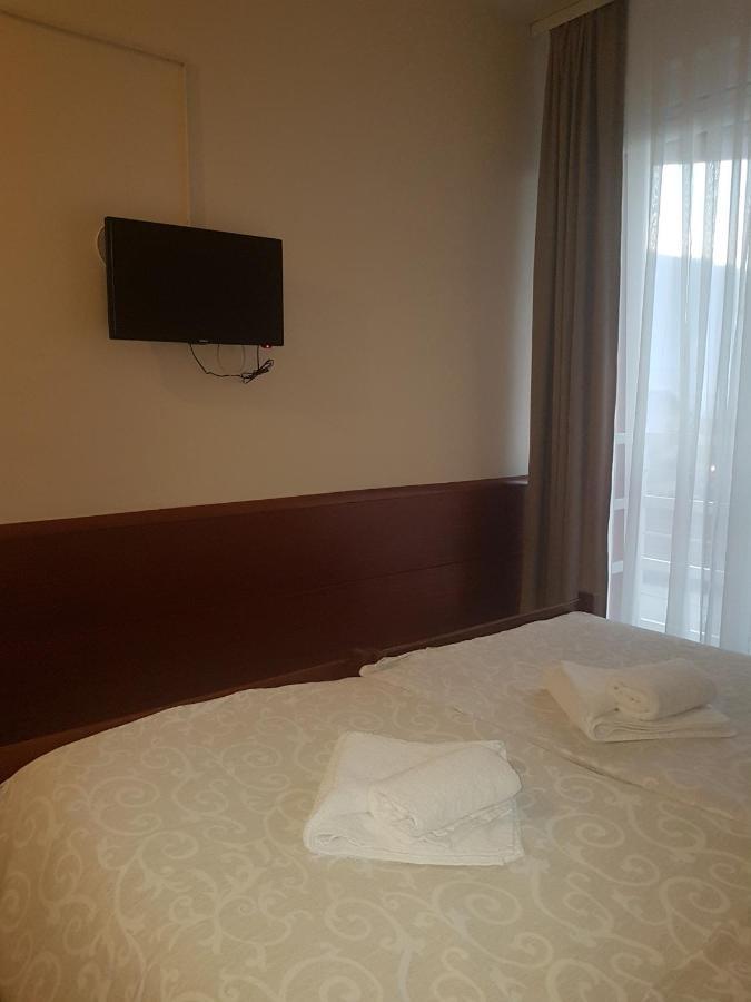 Hotel Sax Balkan 디미트로프그라드 외부 사진