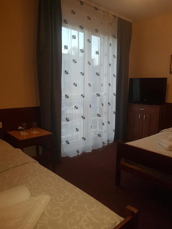 Hotel Sax Balkan 디미트로프그라드 외부 사진