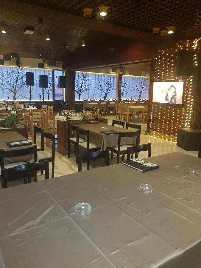 Hotel Sax Balkan 디미트로프그라드 외부 사진