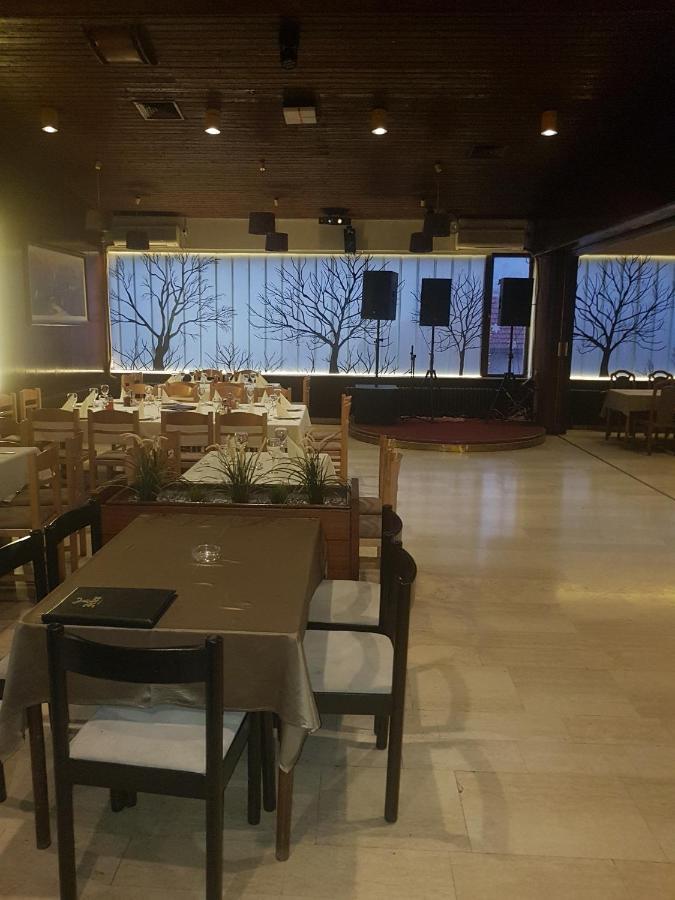 Hotel Sax Balkan 디미트로프그라드 외부 사진